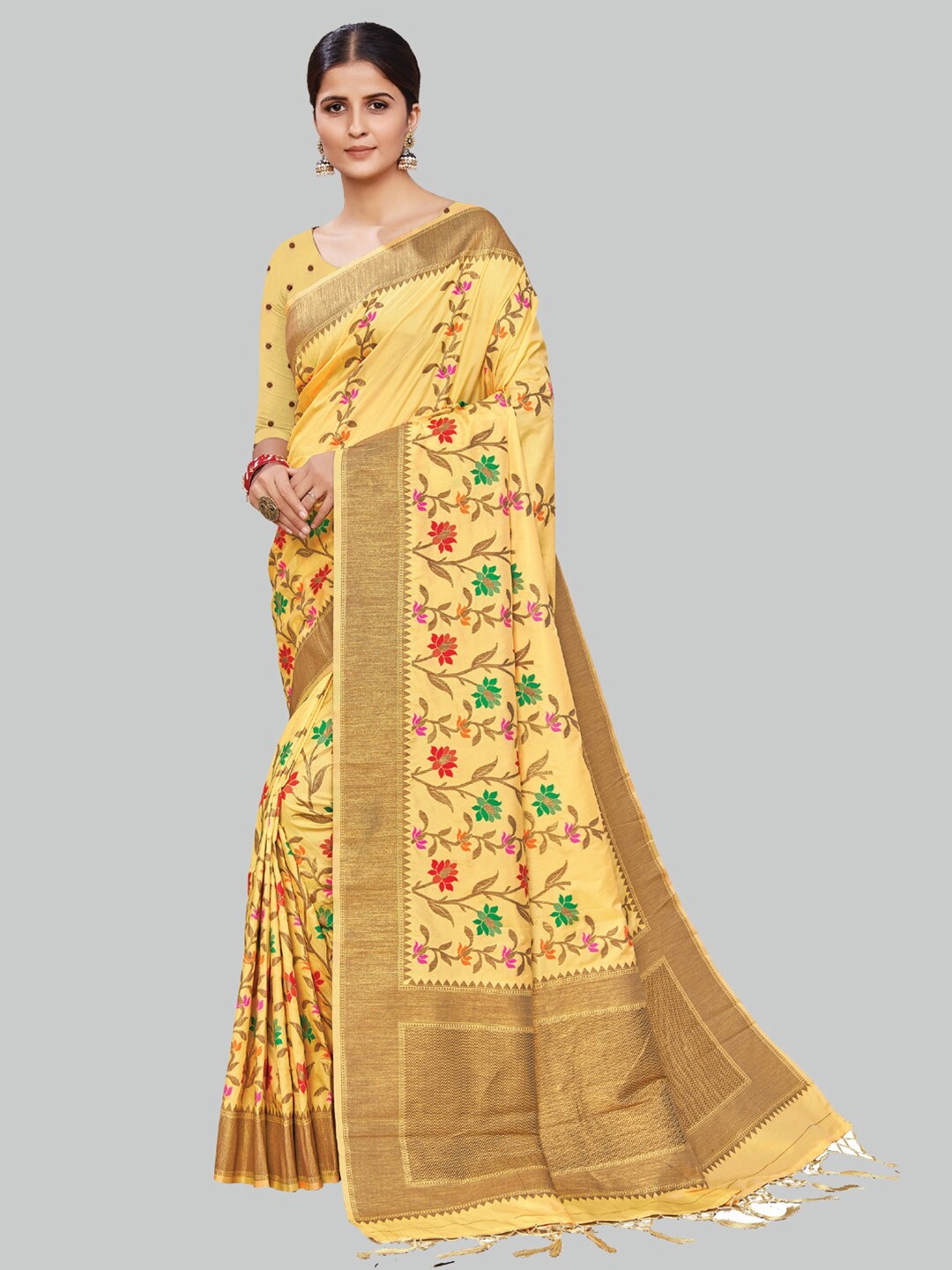 

AYKA CLOTHINGS Yellow & Red Floral Zari Silk Cotton Heavy Work Banarasi Saree