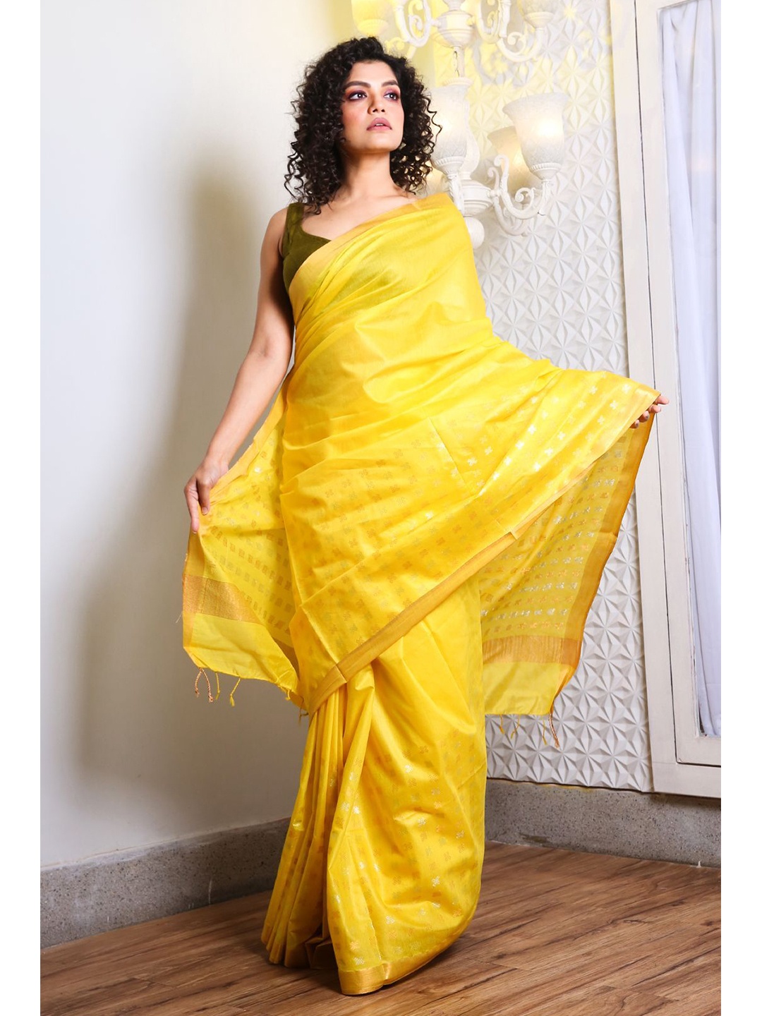 

Charukriti Yellow & Gold-Toned Woven Design Zari Silk Blend Saree