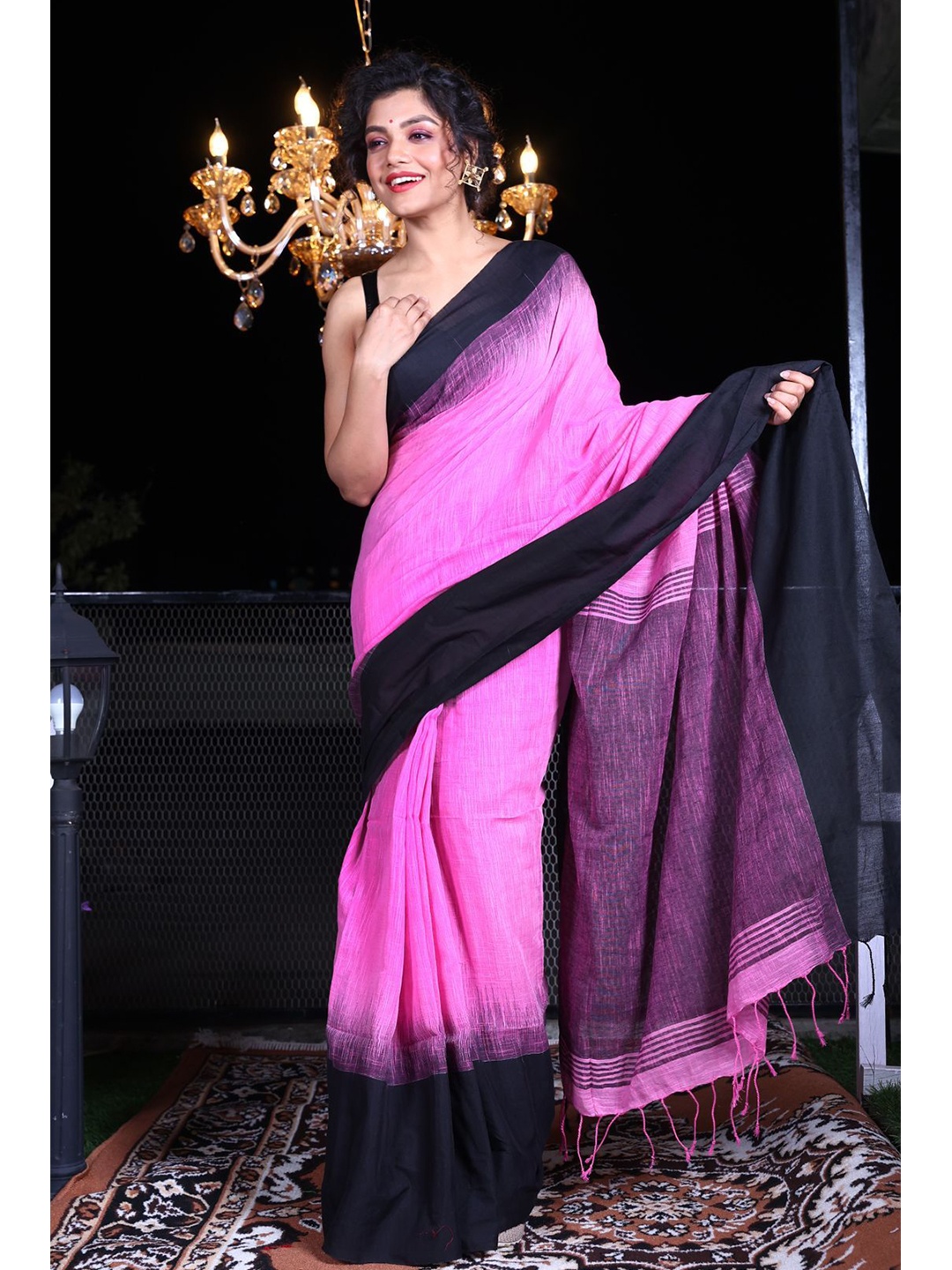 

Charukriti Pink & Black Woven Design Pure Cotton Saree