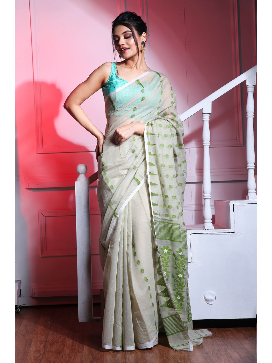 

Charukriti Women Light Grey & Green Woven Design Zari Silk Cotton Jamdani Saree