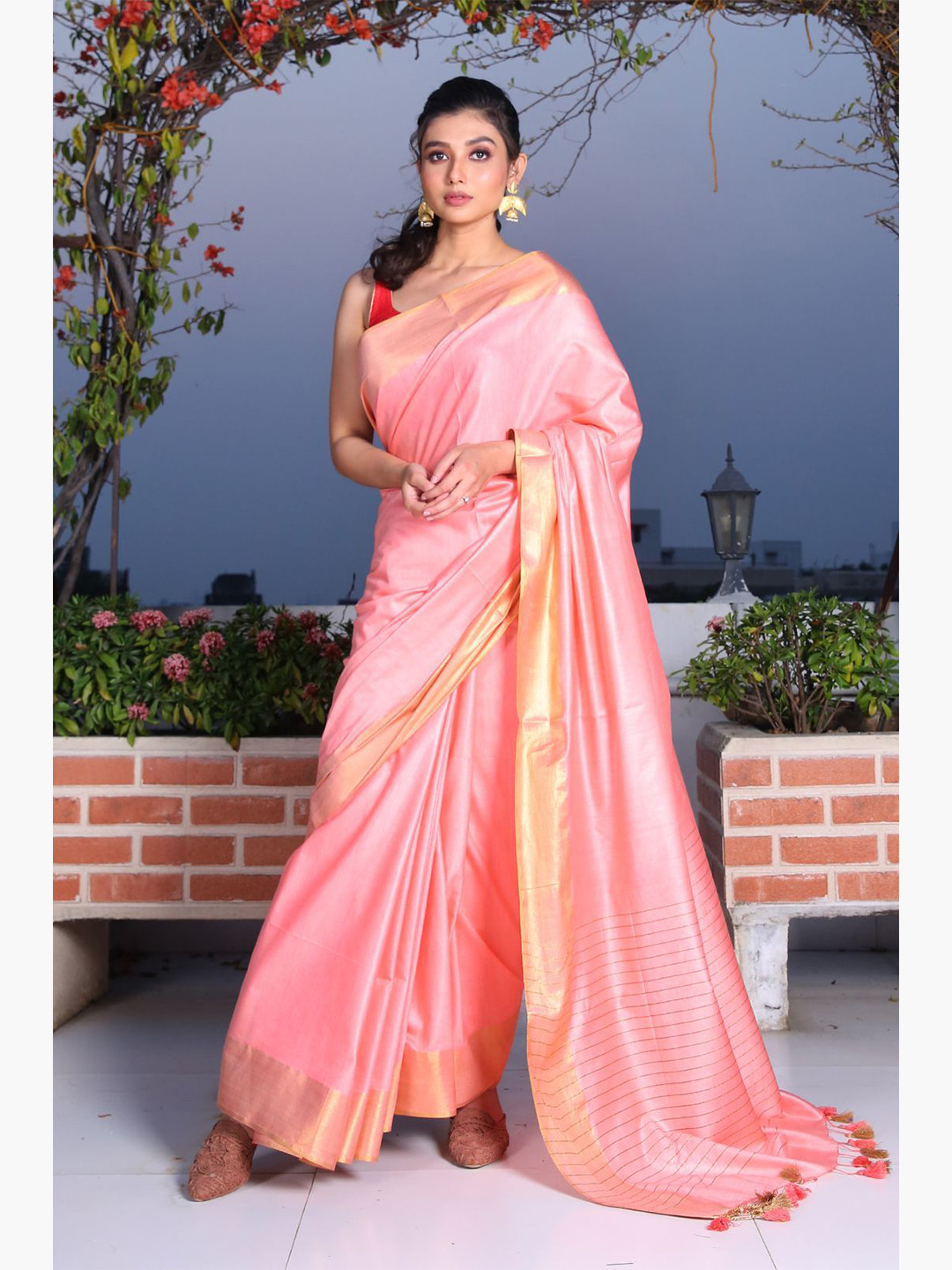 

Charukriti Women Pink & Gold-Toned Woven Design Zari Saree