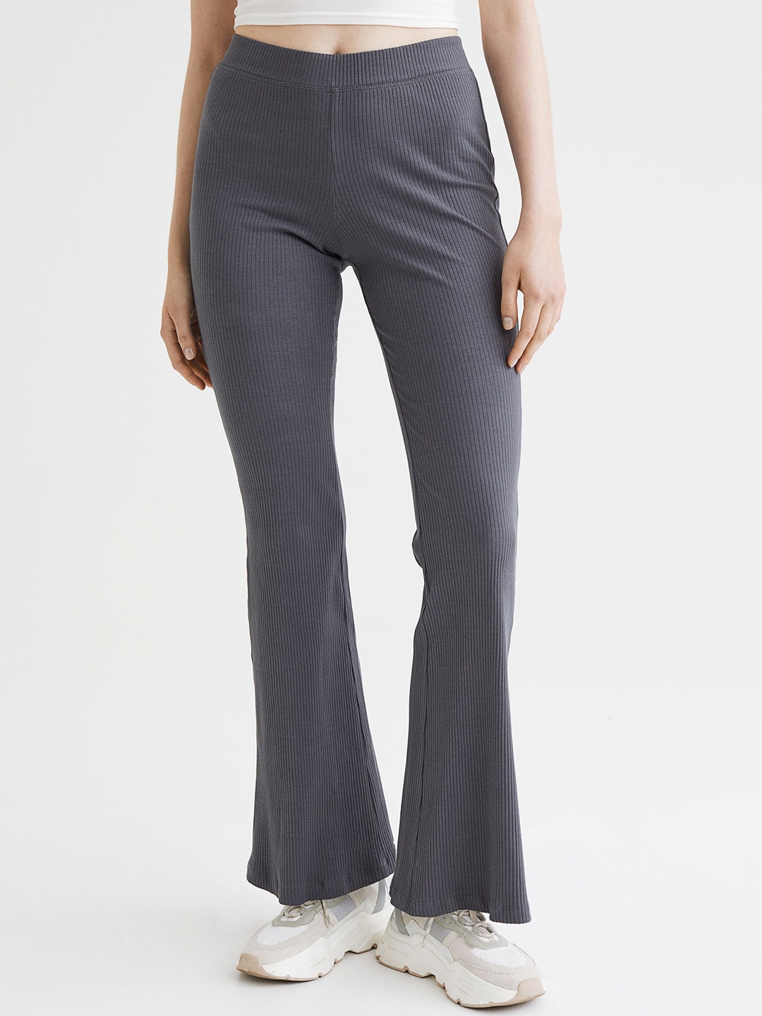 

H&M Women Grey Solid Flared Leggings