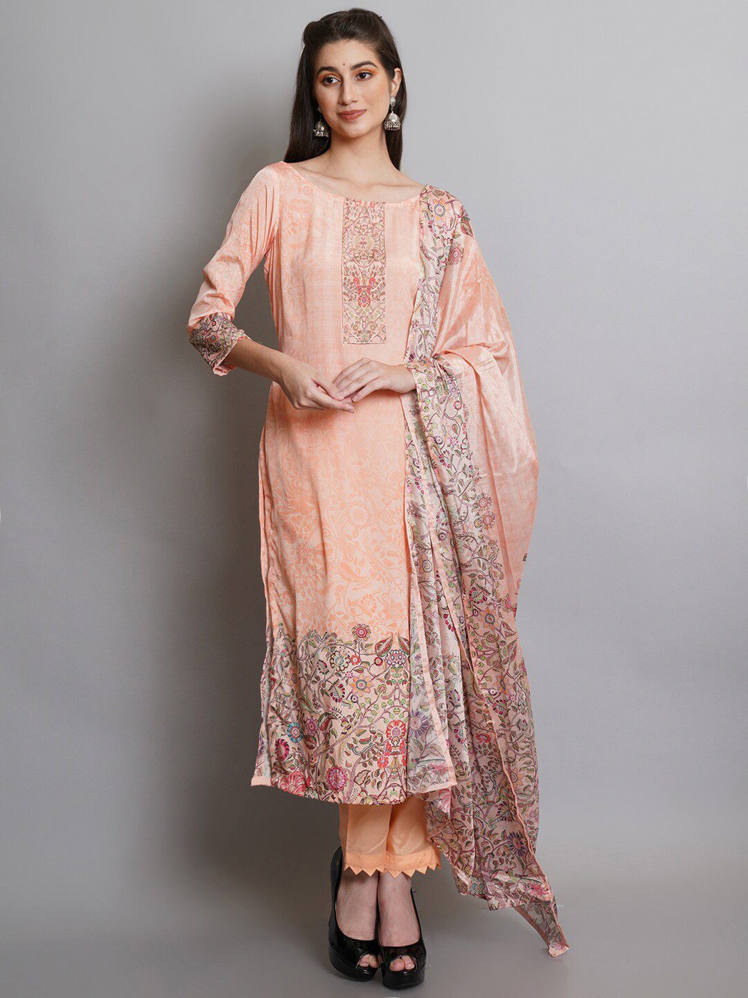 

Stylee LIFESTYLE Peach-Coloured & Green Printed Unstitched Dress Material
