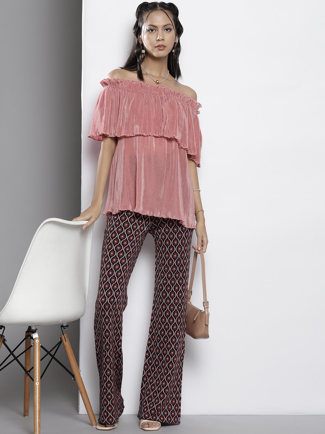 

SASSAFRAS Pink Off-Shoulder Layered Bardot Top