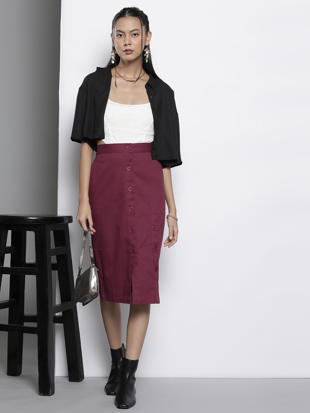 

SASSAFRAS Burgundy Solid Cotton Twill Front Button Pencil Skirt