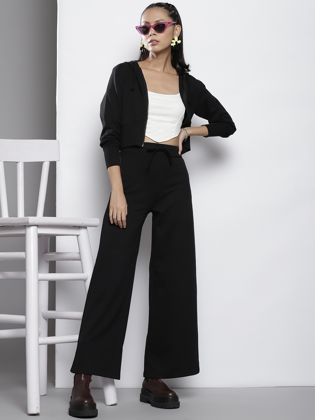 

SASSAFRAS Women Black Solid Hooded Jacket with Track Pants