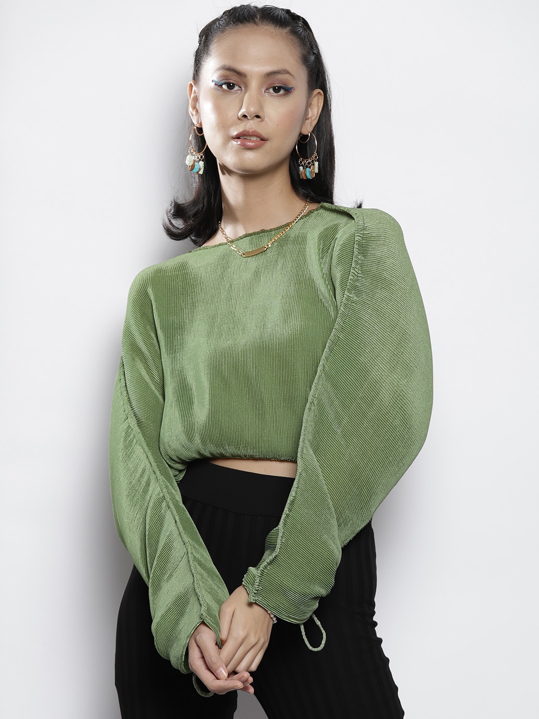 

SASSAFRAS Olive Green Pleated Chinon Balloon Crop Top