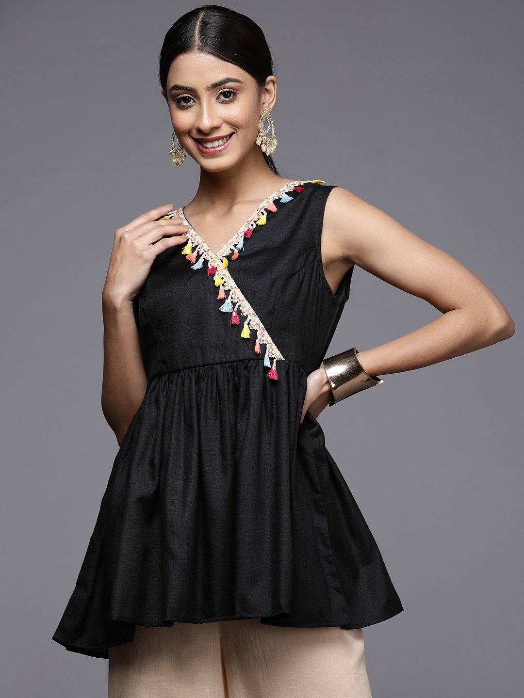 

MASSTANI BY INDDUS Black Solid Tunic