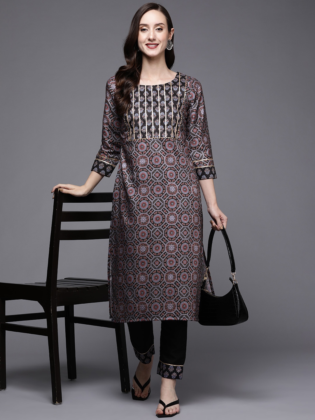 

MASSTANI BY INDDUS Women Black & Blue Ethnic Motifs Printed Kurta with Trousers