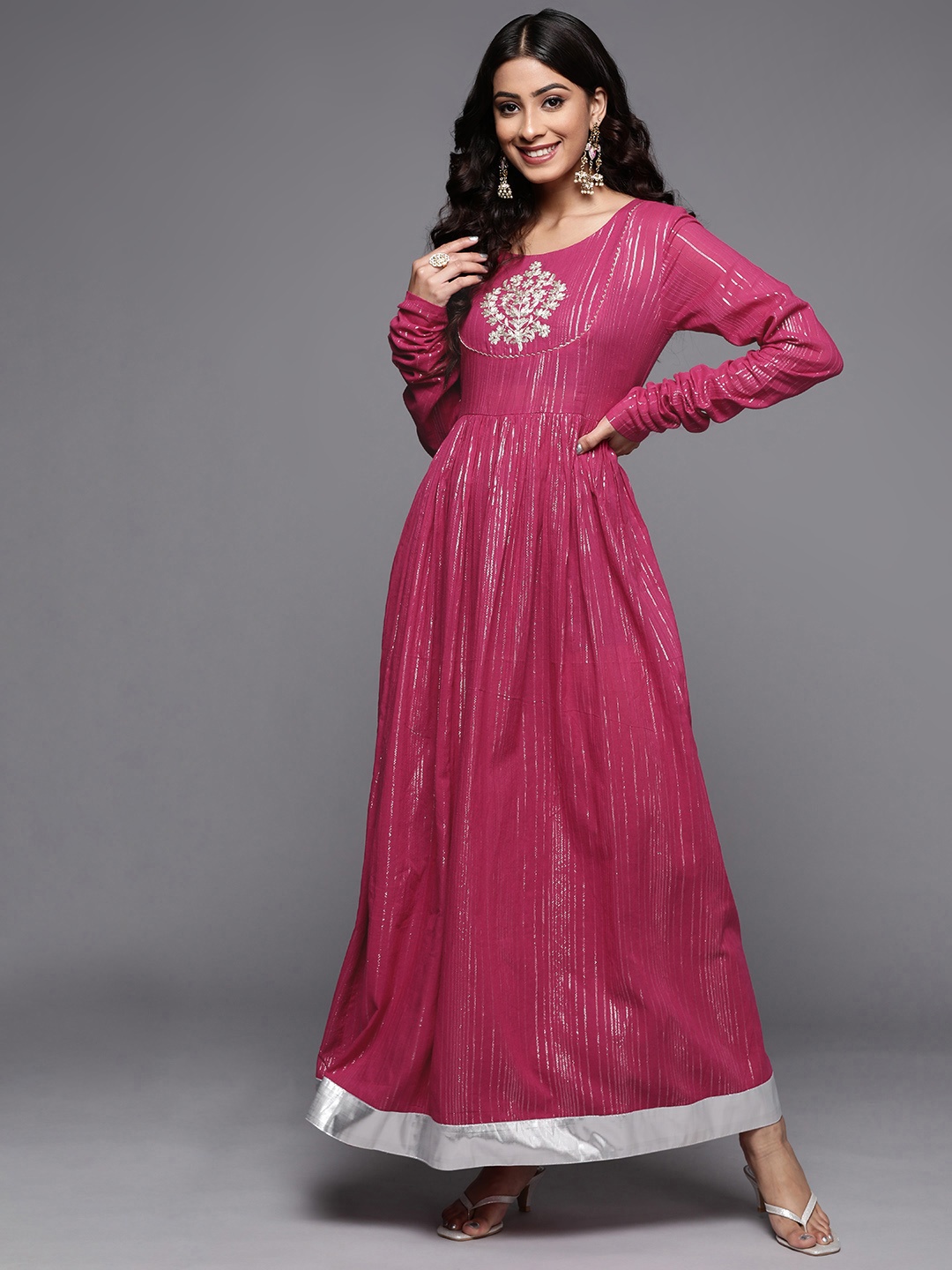 

Varanga Fuchsia & Silver-Toned Embroidered Maxi Dress