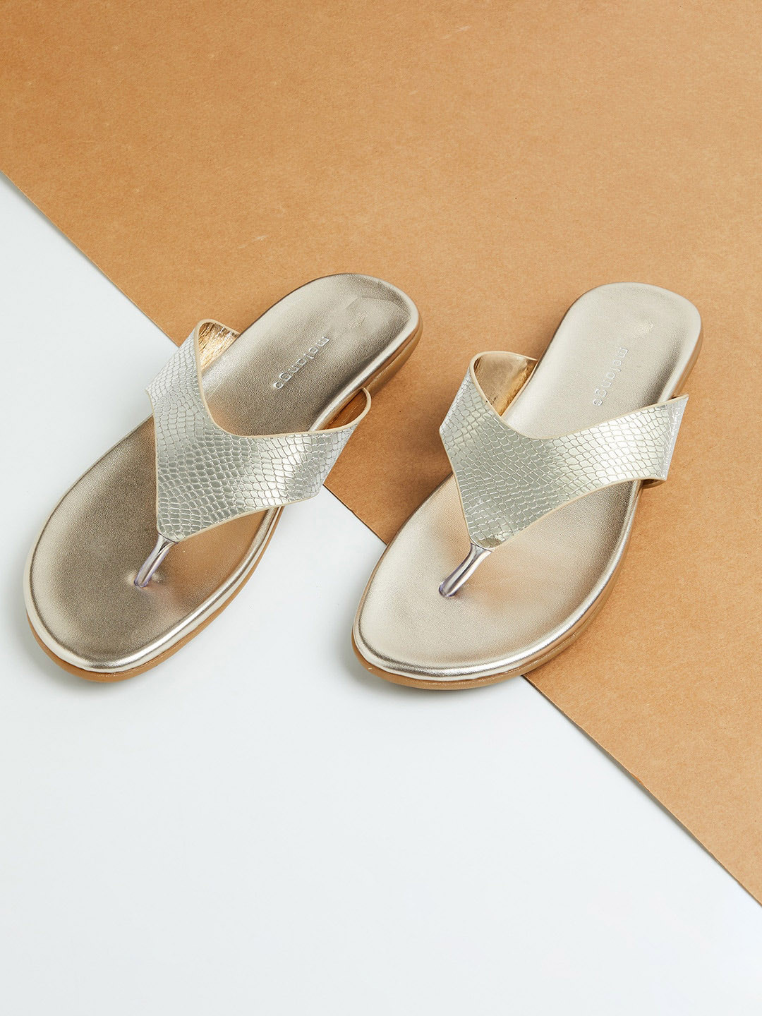 

Melange by Lifestyle Women Gold-Toned Textured Flats