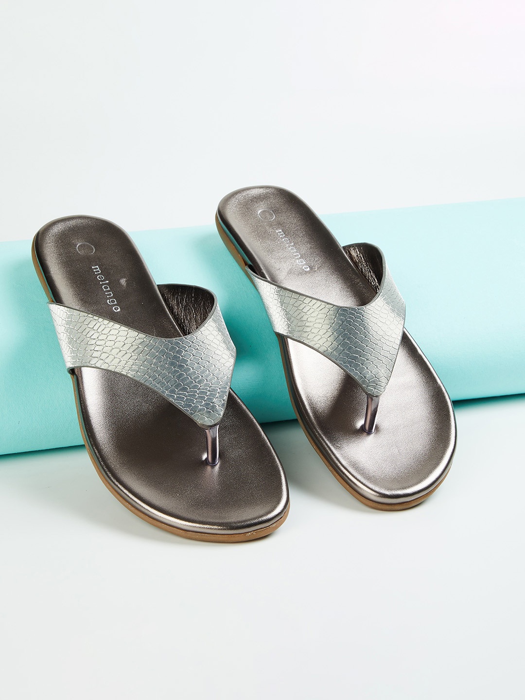 

Melange by Lifestyle Women Grey Textured Flats