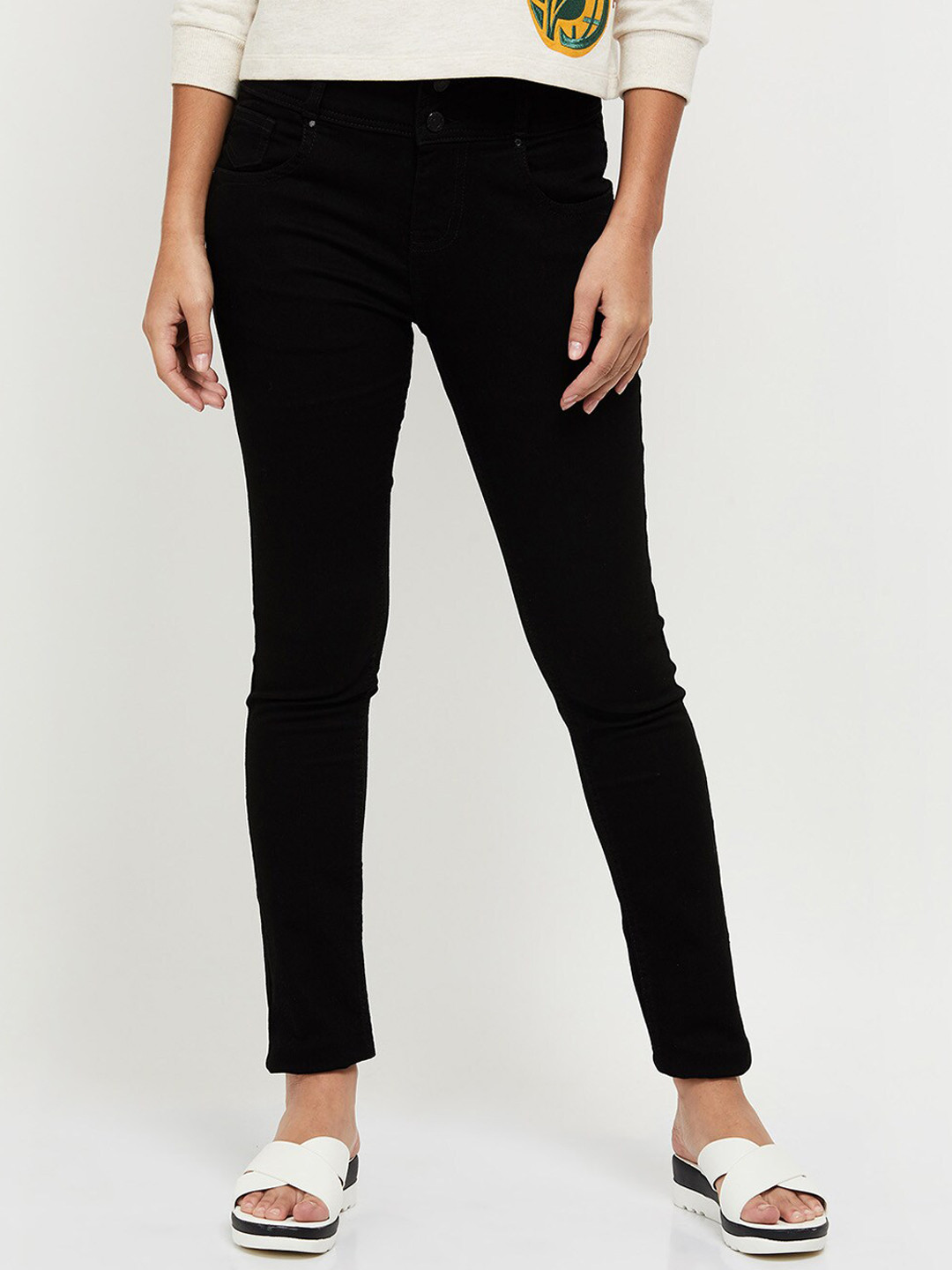 

max Women Black Jeans
