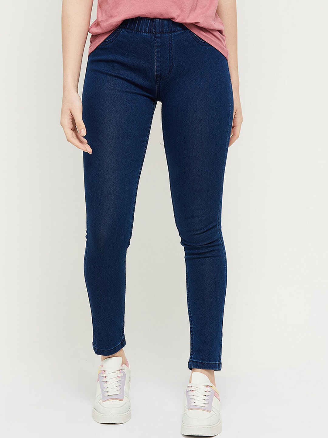 

max Women Blue Mid-Rise Regular Fit Jeans