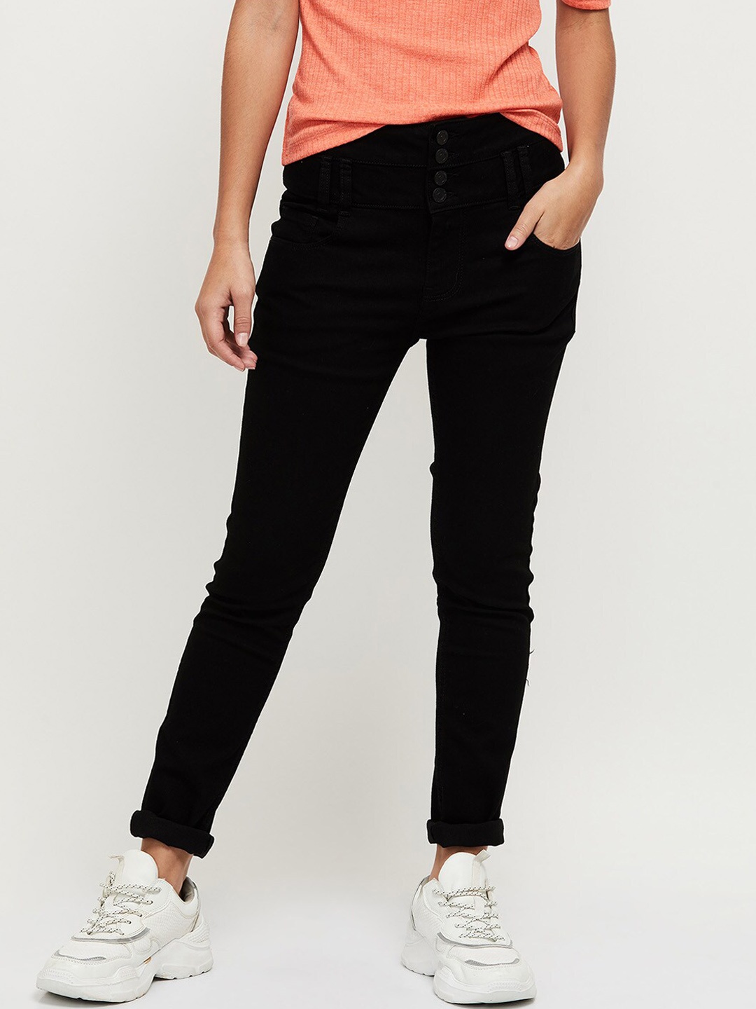 

max Women Black Regular Jeans