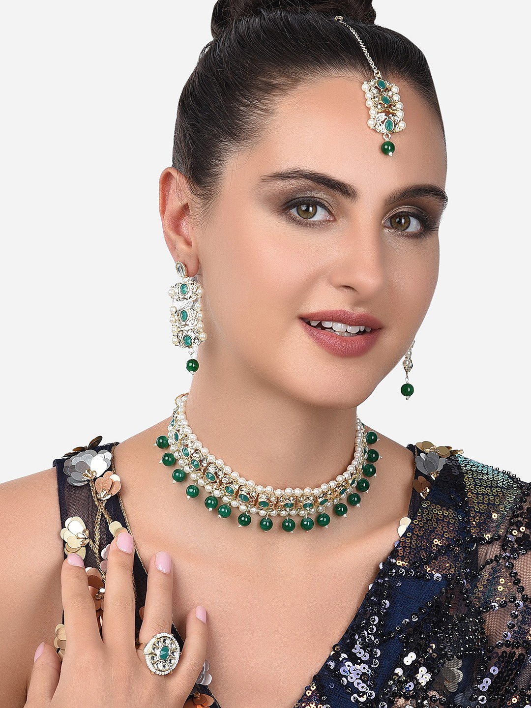 

Zaveri Pearls Gold-Plated Green Stone Studded Choker Jewellery Set