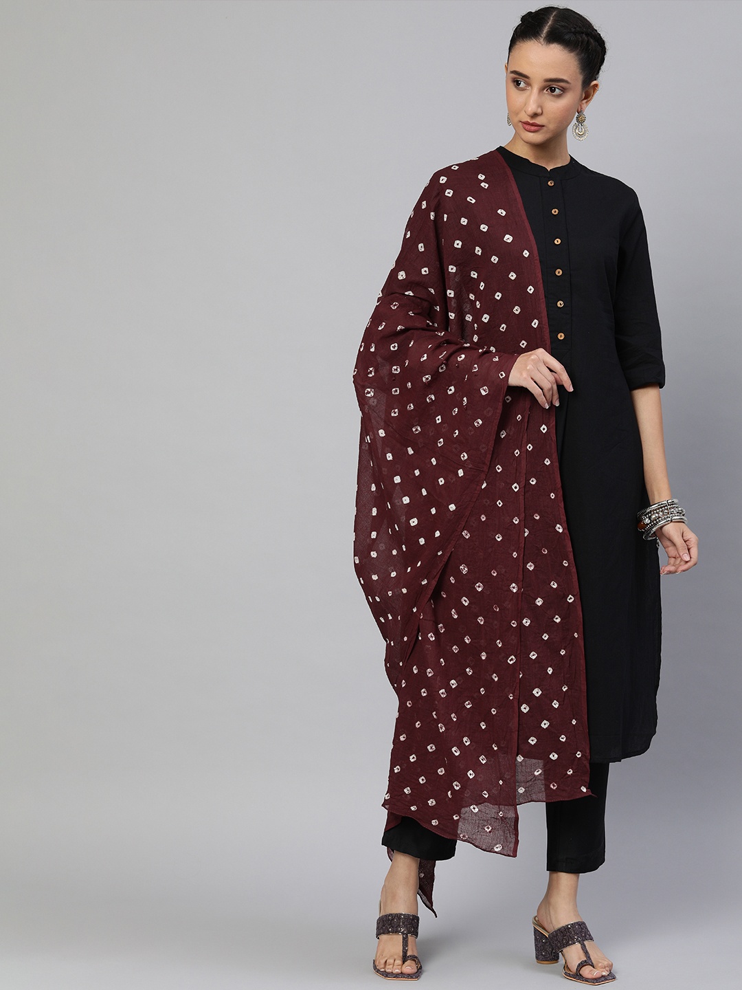 

Rani Saahiba Maroon & White Printed Pure Cotton Bandhani Dupatta