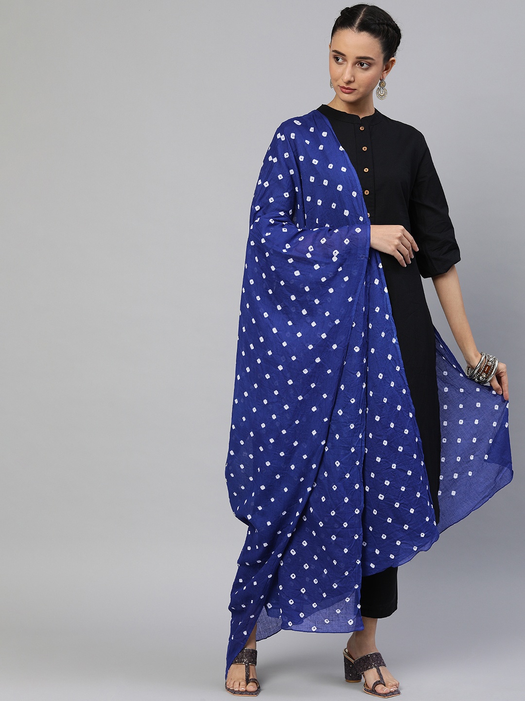 

Rani Saahiba Navy Blue & White Printed Pure Cotton Bandhani Dupatta