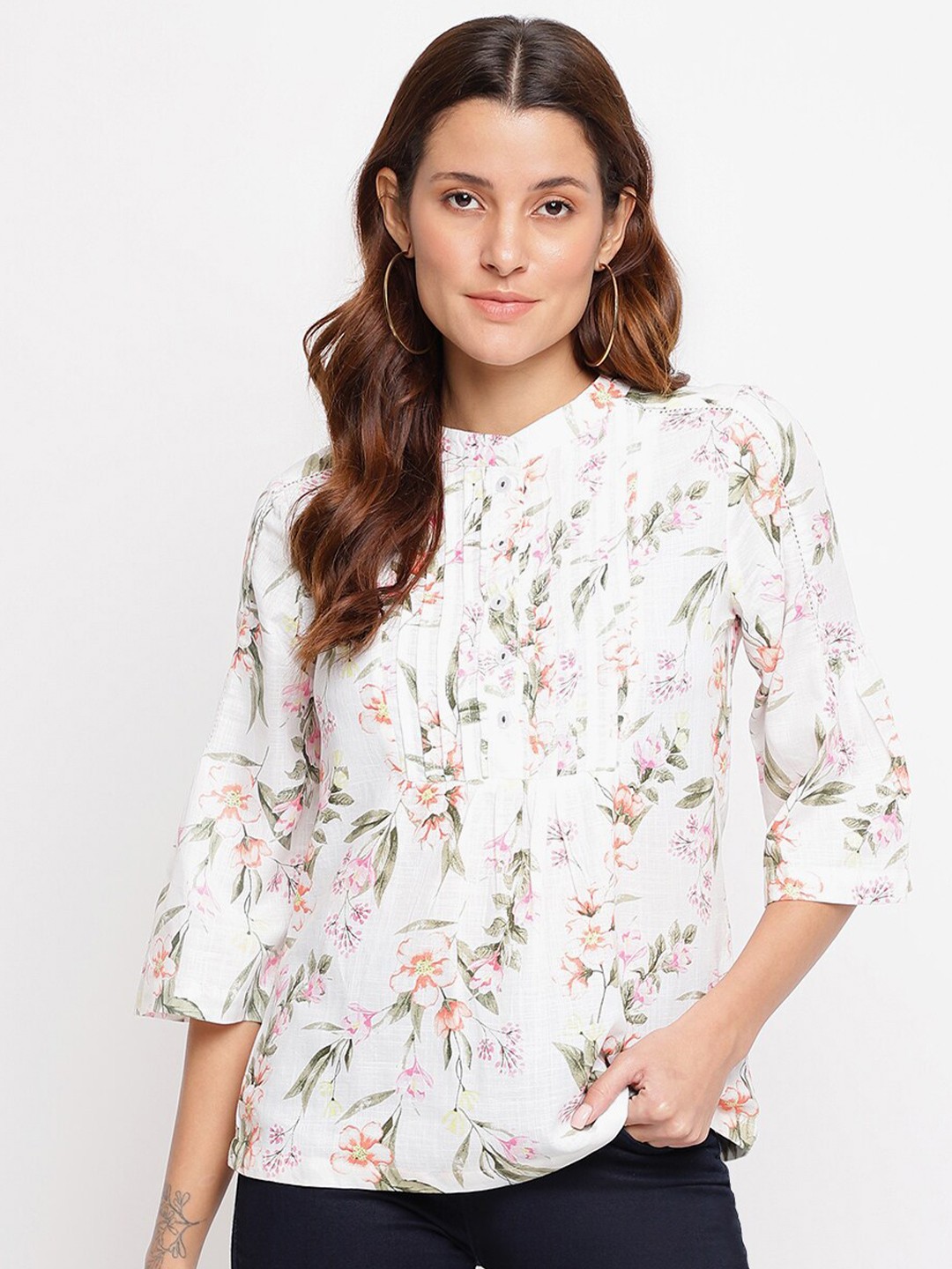 

Latin Quarters Women Off White & Green Floral Print Mandarin Collar Top