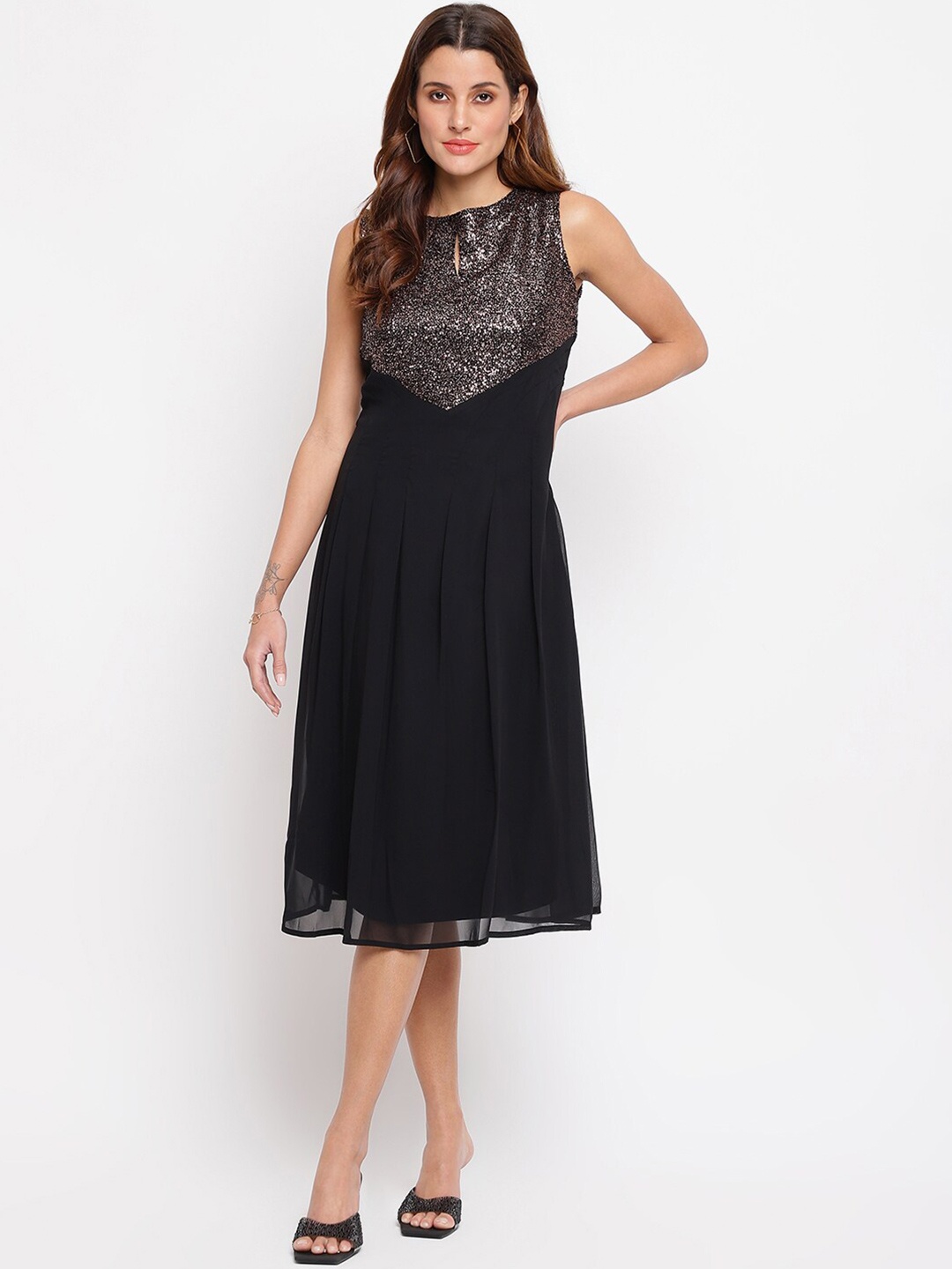 

Latin Quarters Black Embellished Midi Dress