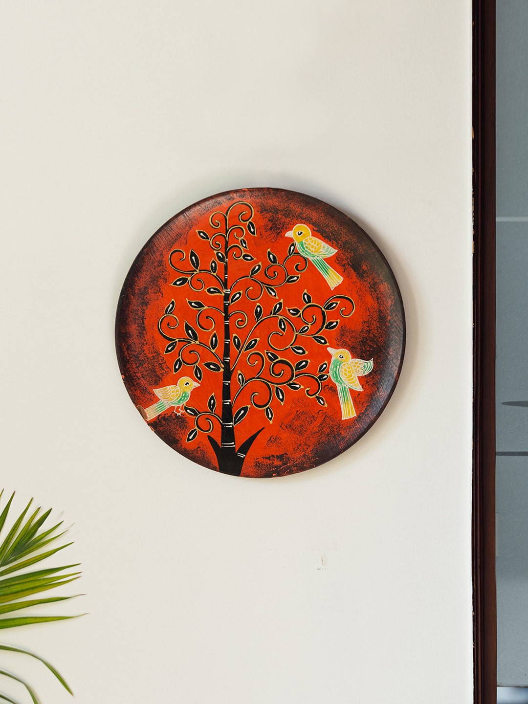 

ExclusiveLane Red & Black Chirping Birds Hand Painted Recycled Wooden Hanging Wall Plate