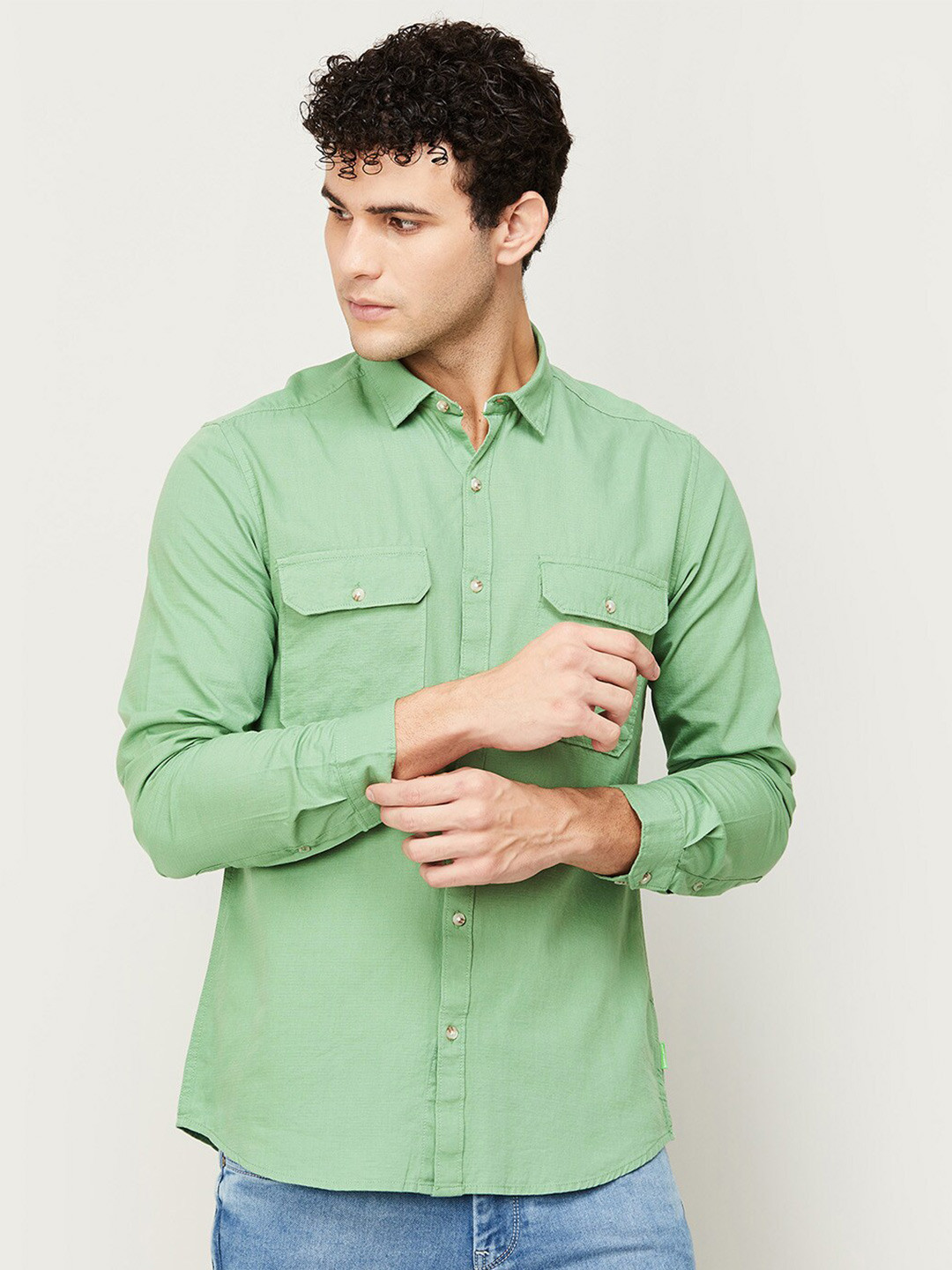 

Bossini Men Olive Green Cotton Casual Shirt