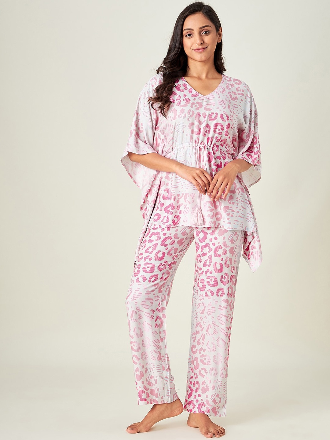 

The Kaftan Company Women White & Pink Printed Night suit