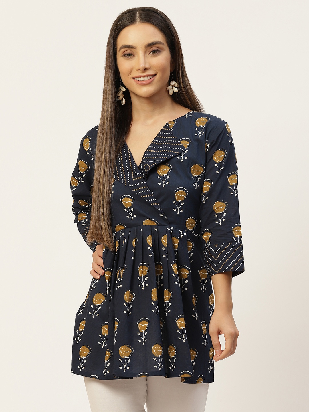 

FERANOID Navy Blue & Mustard Yellow Print Cinched Waist Cotton Longline Top