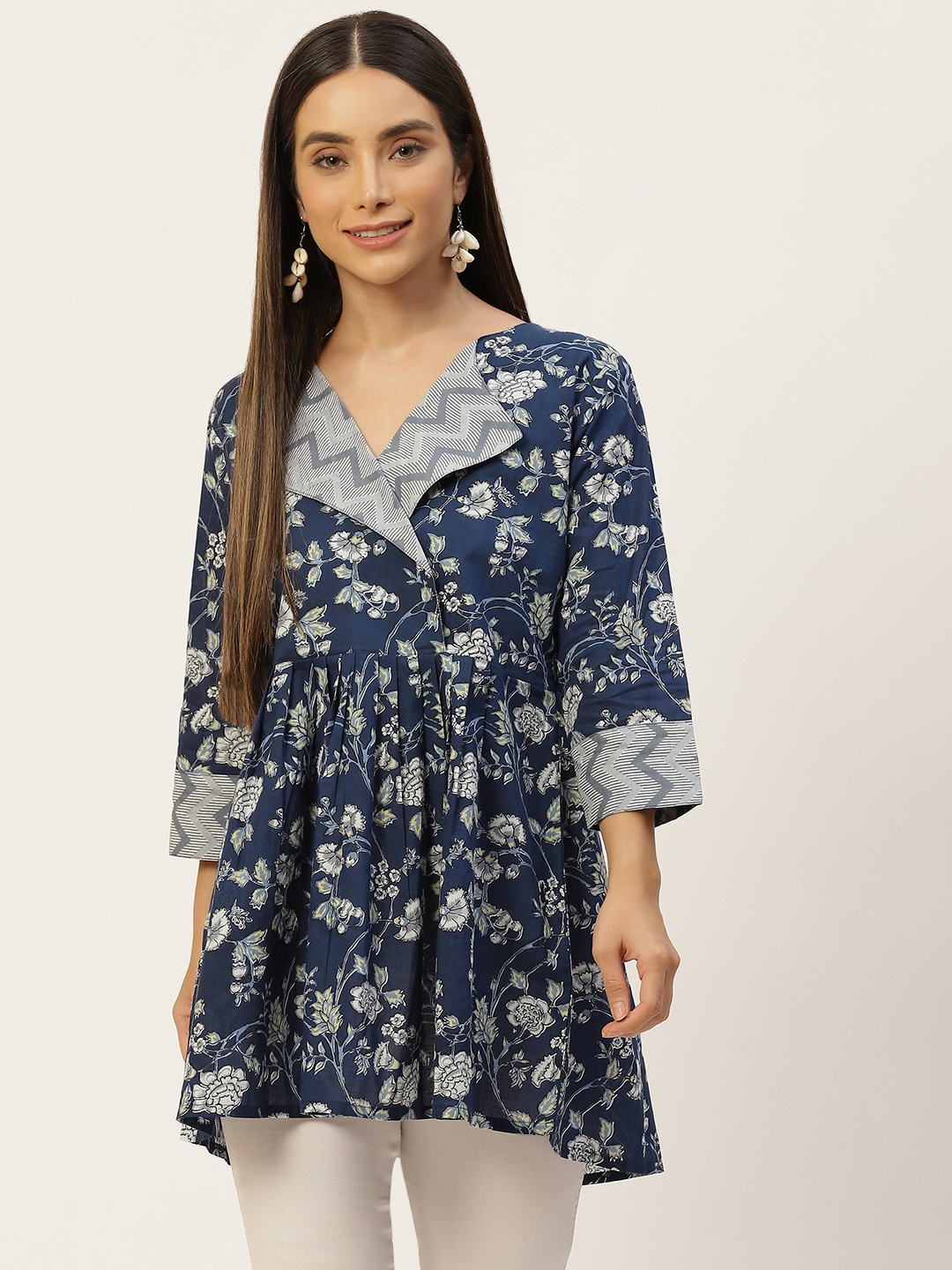 

FERANOID Navy Blue & White Print Cinched Waist Cotton Longline Top