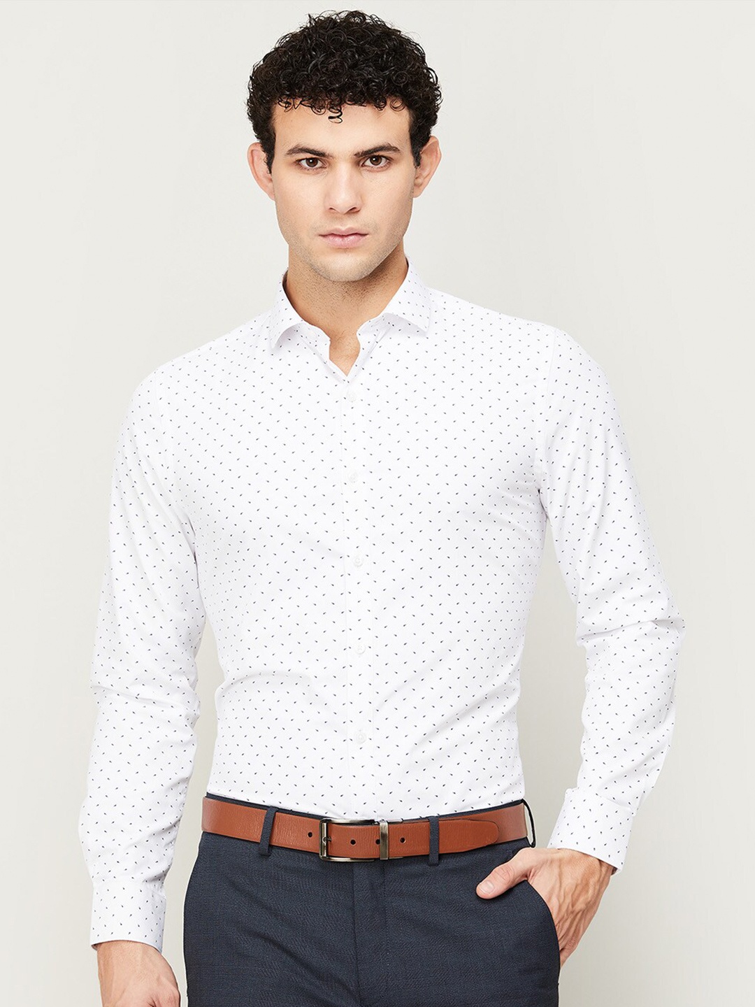 

CODE by Lifestyle Men White Regular Fit Printed Formal Shirt