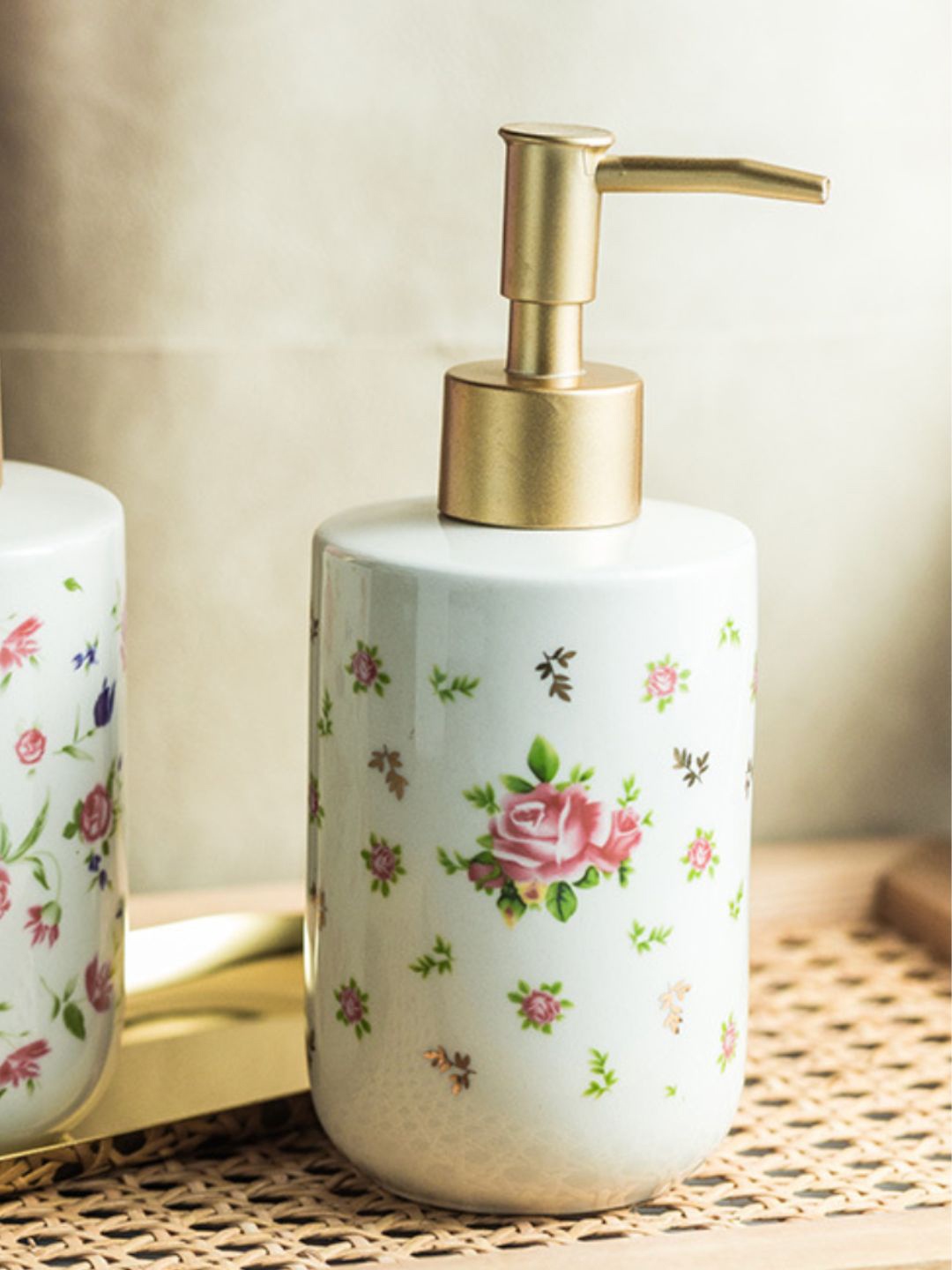 

Nestasia White Floral Printed Glossy Ceramic Soap Dispenser