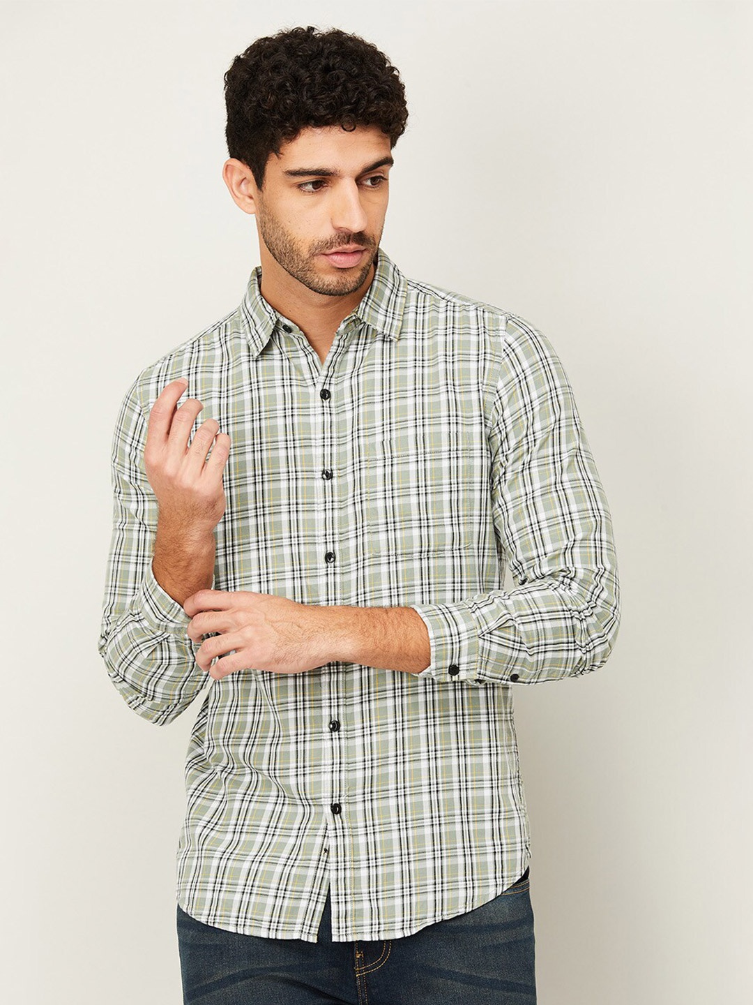 

Forca by Lifestyle Men Green Checked Casual Shirt