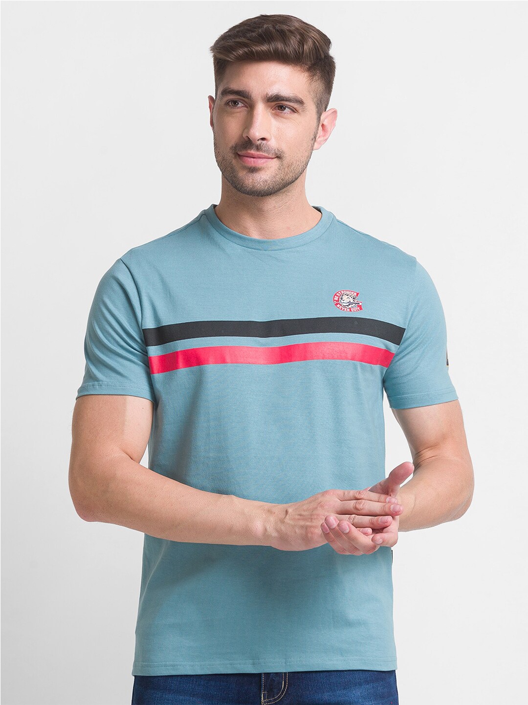 

GIORDANO Men Green Slim Fit T-shirt