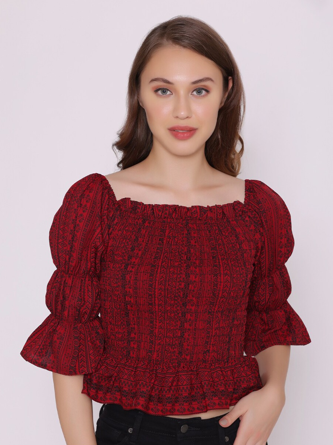 

YEROS Maroon Sweetheart Neck Smocked Crepe Crop Top