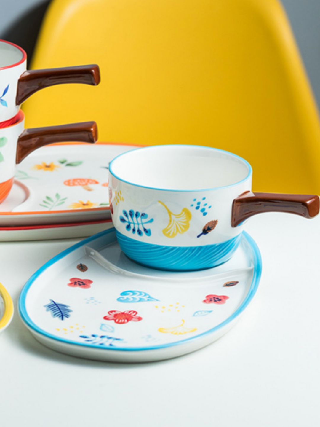 

Nestasia Set Of 2 White & Blue Floral Printed Ceramic Glossy Dinner Set