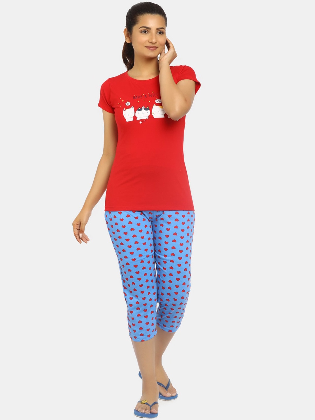 

V-Mart Women Red & Blue Printed Night suit