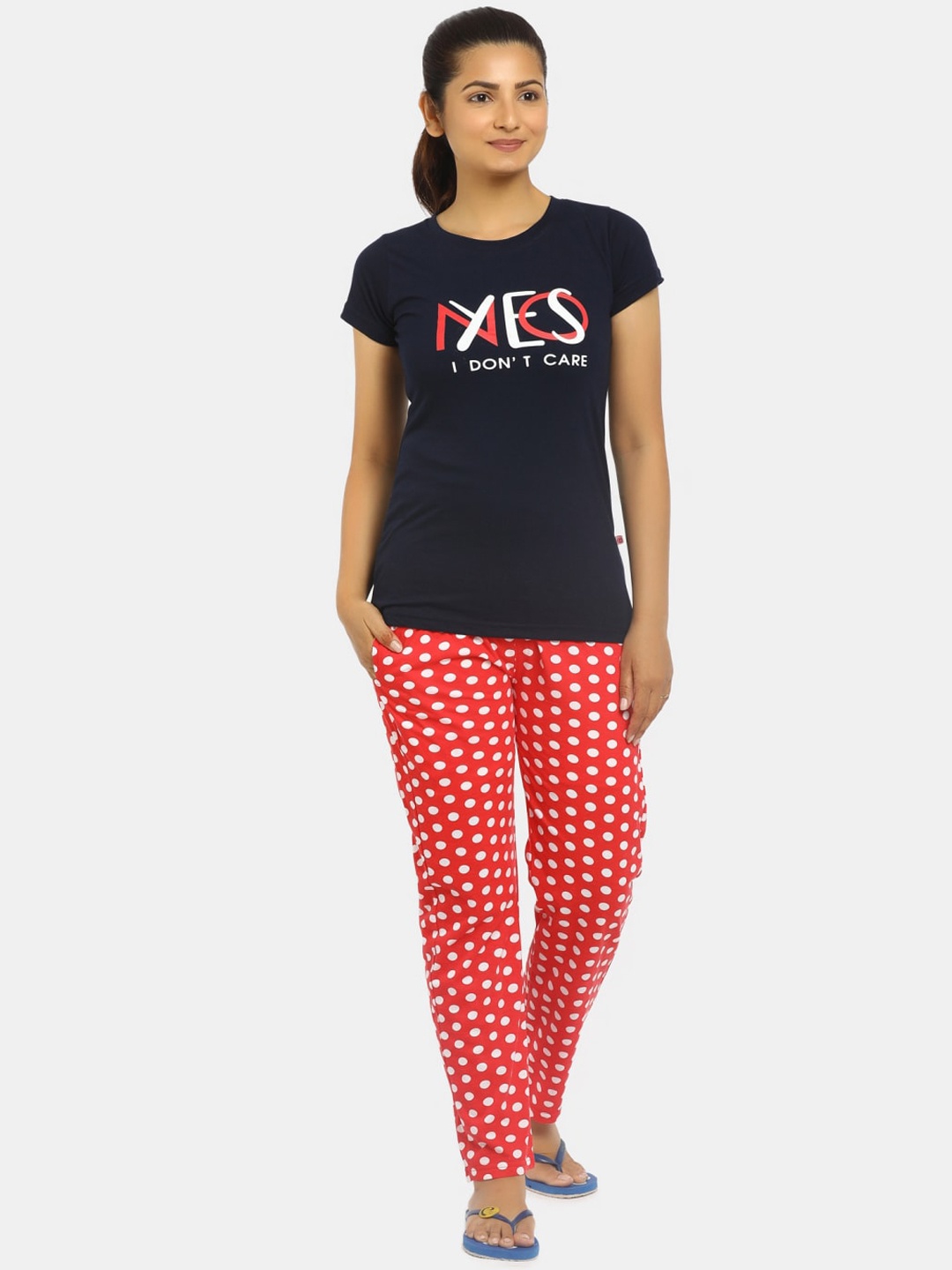 

V-Mart Women Red & Blue Printed Night suit