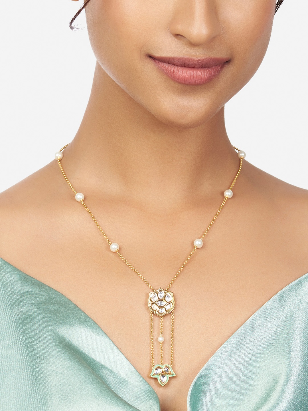 

Ahaanya Women Gold-Toned & White Brass Gold-Plated Antique Necklace