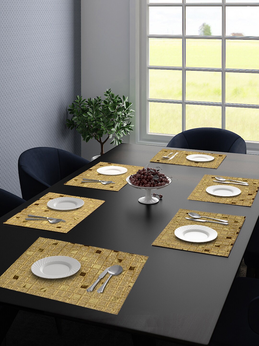 

Saral Home Set of 6 Table Placemats, Gold