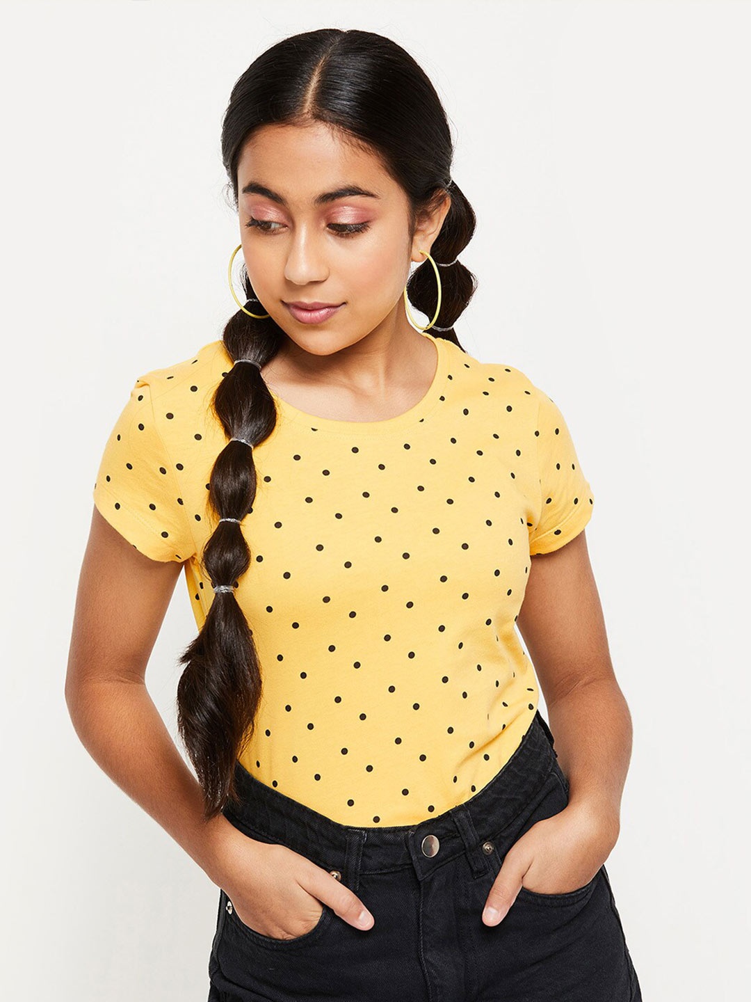 

Max Girls Yellow Polka Dot Printed T-shirt