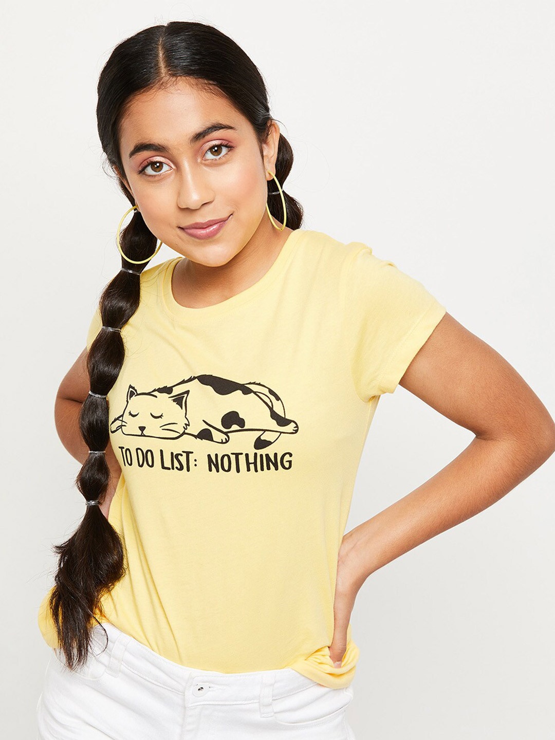 

max Girls Yellow & Black Printed T-shirt