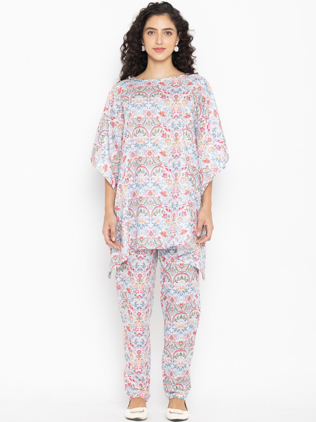 

SEW YOU SOON Women White & Pink Printed Co-Ords