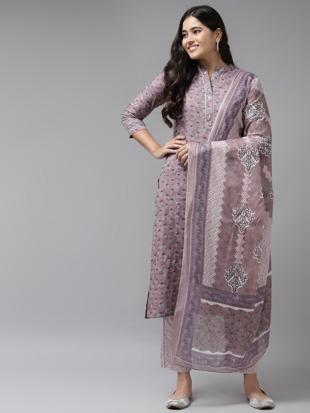 

Yufta Women Purple Floral Printed Gotta Patti Pure Cotton Kurta with Trousers & With Dupatta