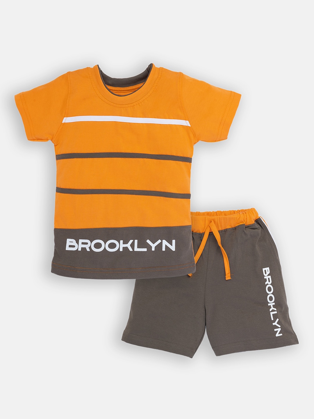 

AMUL Kandyfloss Boys Orange & Grey Printed T-shirt with Shorts