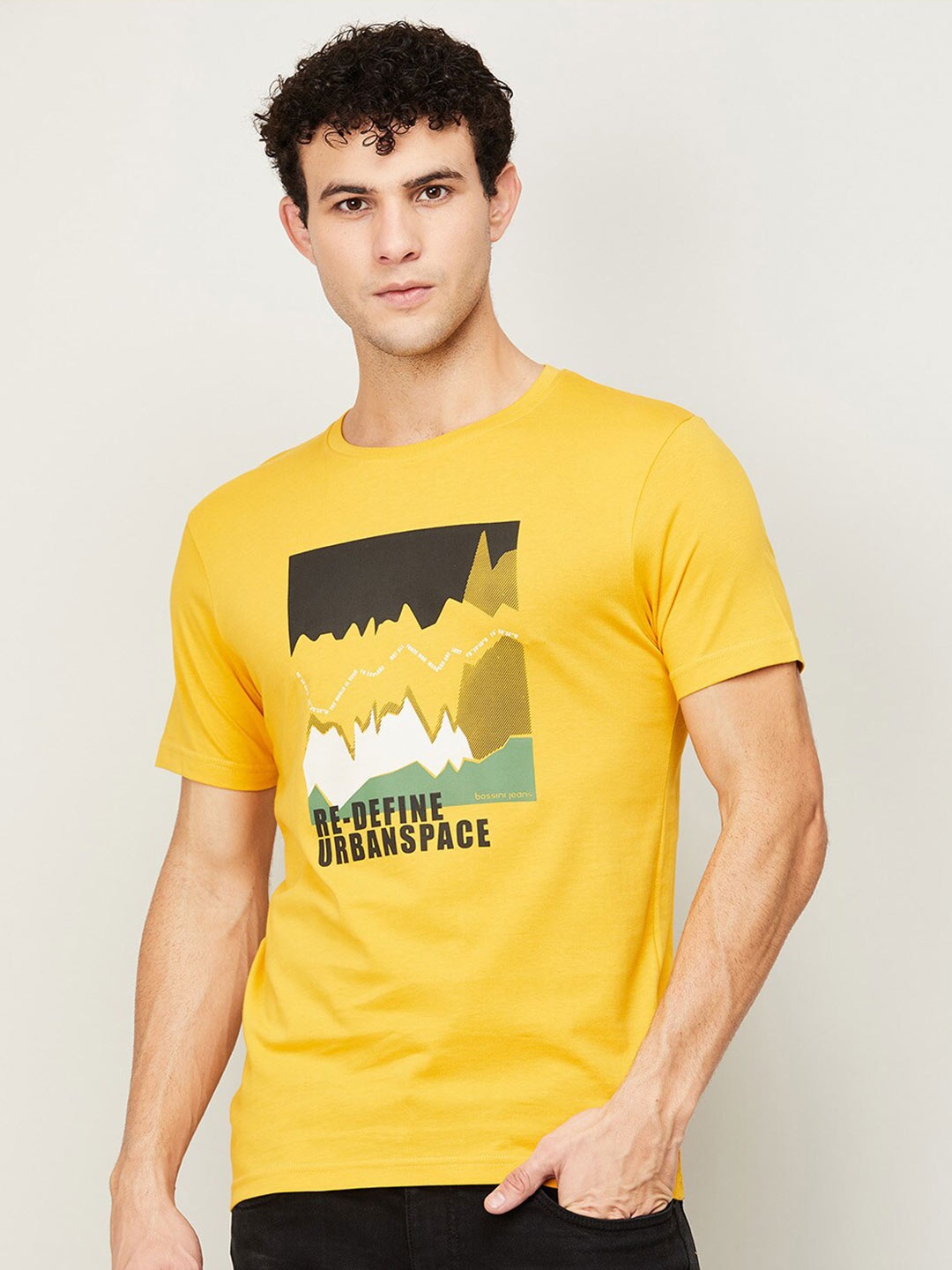 

Bossini Men Yellow Printed T-shirt