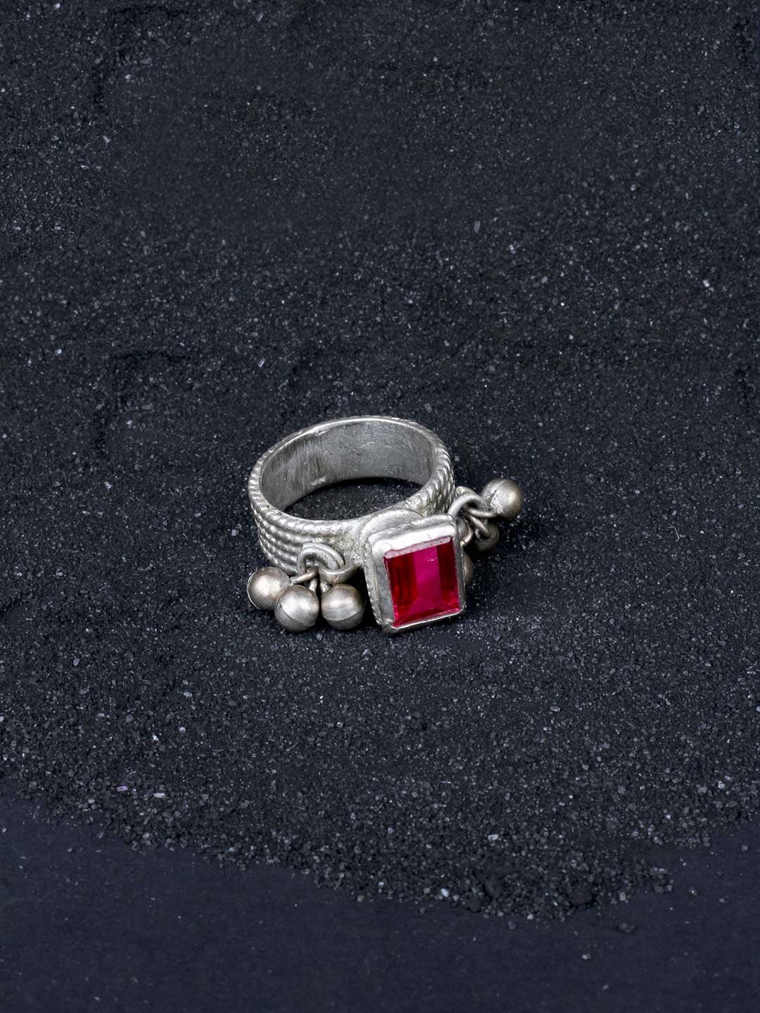 

SANGEETA BOOCHRA Silver CZ Studded Finger Ring