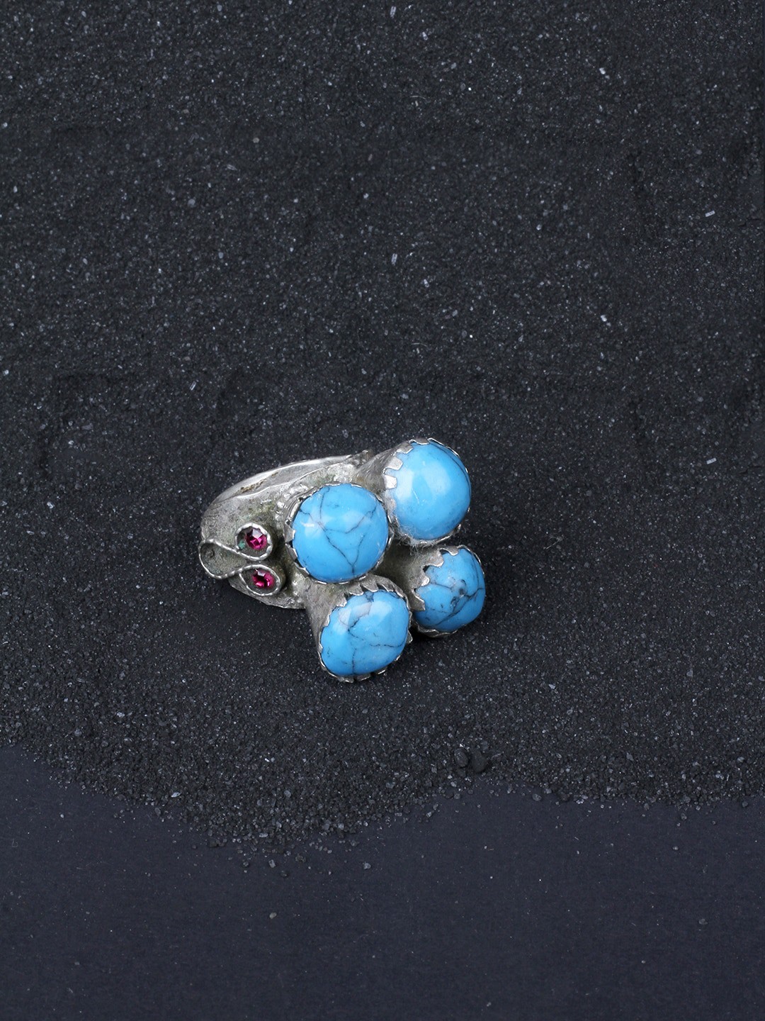 

SANGEETA BOOCHRA Women Silver Toned Blue CZ Studded Afghan Finger Ring