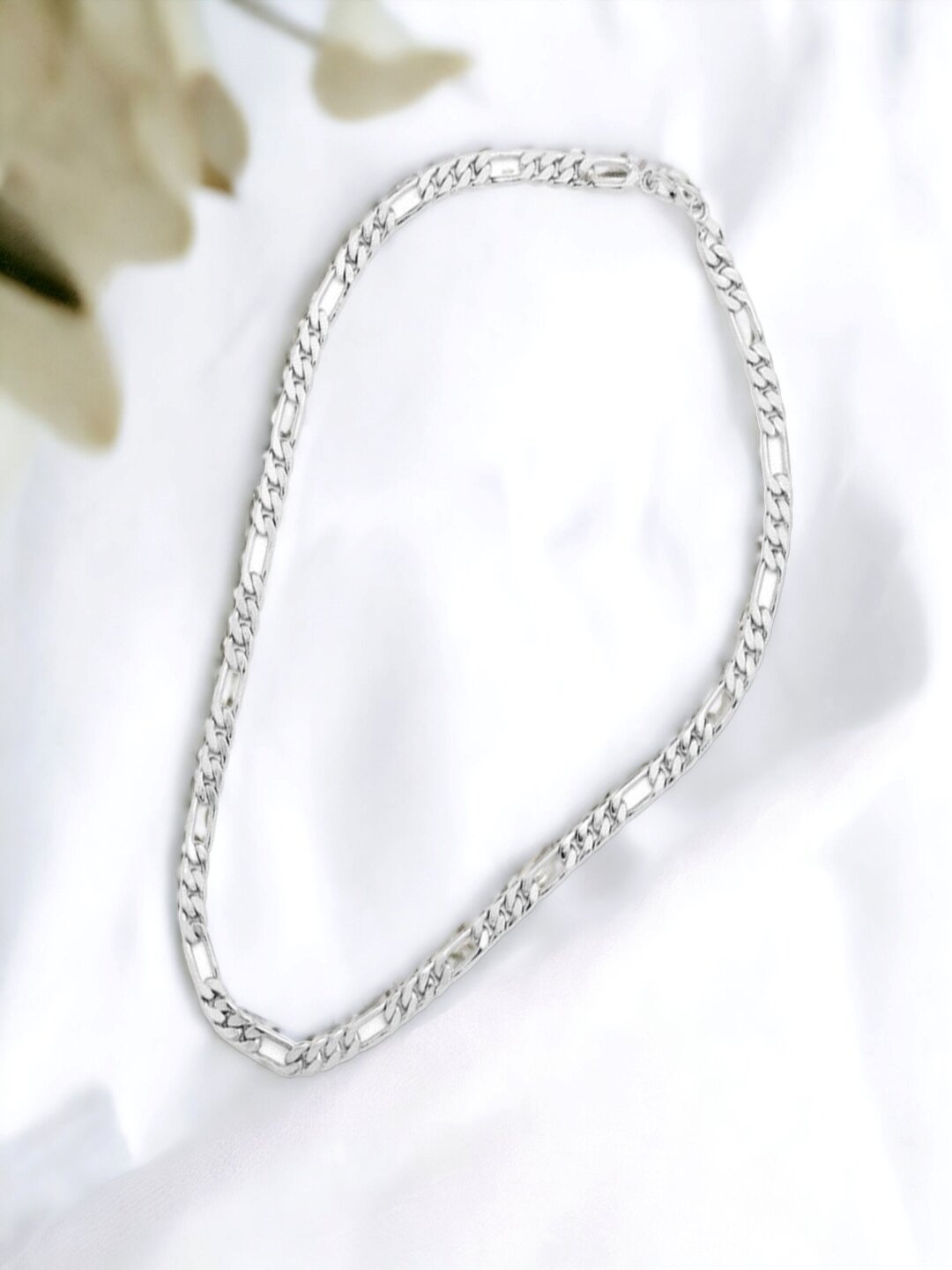 

Goldnera Men Silver-Toned Brass Silver-Plated Chain