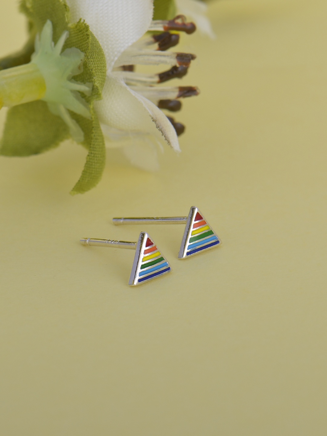 

GIVA Women Silver-Toned Contemporary Studs Earrings