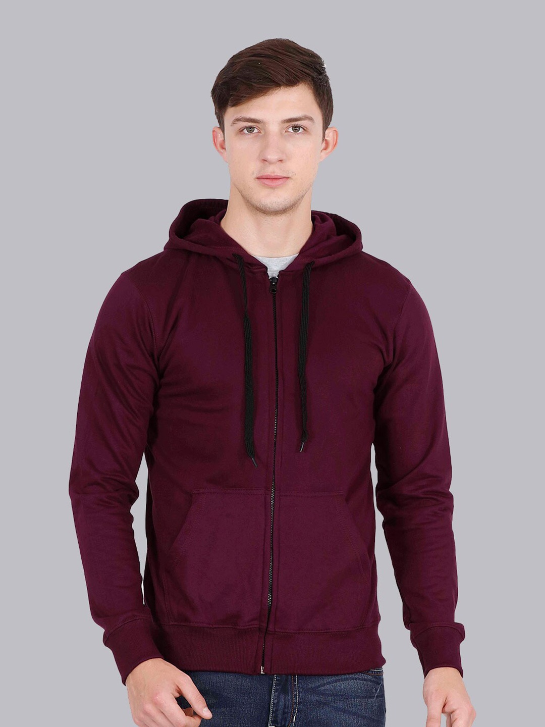 

Fleximaa Men Maroon Hooded Sweatshirt